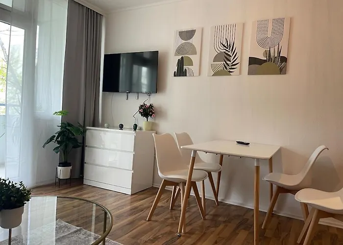 Charmantes Familienrefugium Im Zentrum Von - Eleganz & Komfort Ideal Fur Familien Lägenhet